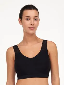 Chantelle Softstretch Bügelloser BH 18 Chantelle Softstretch Bügelloser BH -BHs importe boutique C11G10 011 2 1 scaled