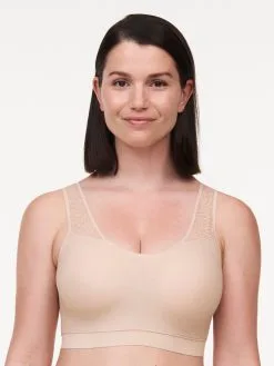 Chantelle Softstretch Bügelloser BH 15 Chantelle Softstretch Bügelloser BH -BHs importe boutique C11G10 01N 5 scaled