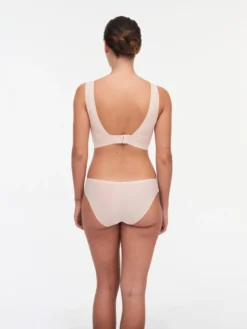 Chantelle Softstretch Bügelloser BH 14 Chantelle Softstretch Bügelloser BH -BHs importe boutique C11G60 01N 15 1 scaled