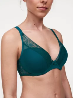 Chantelle Alto T-Shirt BH 14 Chantelle Alto T-Shirt BH -BHs importe boutique C12L20 0BK 4 scaled