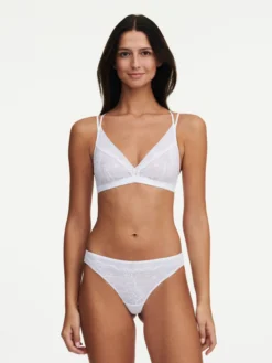 Chantelle MIDNIGHT FLOWERS Bügelloser BH 13 Chantelle MIDNIGHT FLOWERS Bügelloser BH -BHs importe boutique C12N80 010 2 1 scaled