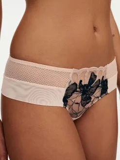 Chantelle FLEURS SIGNATURE Shorty 8 Chantelle FLEURS SIGNATURE Shorty -BHs importe boutique C12Q40 0IP 4 scaled
