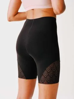 BHs importe boutique 27 Chantelle SEXY SHAPE Shapewear Shorty