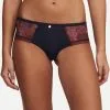 Chantelle NEW ROMANCE Shorty -BHs importe boutique C16Q40 0M8 2 scaled