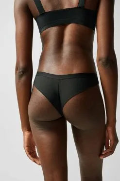 Chantelle ONE Tanga 13 Chantelle ONE Tanga -BHs importe boutique C17L90 011 2 1