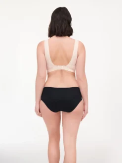 Chantelle Periodenunterwäsche Slip -BHs importe boutique C17P40 011 15 scaled